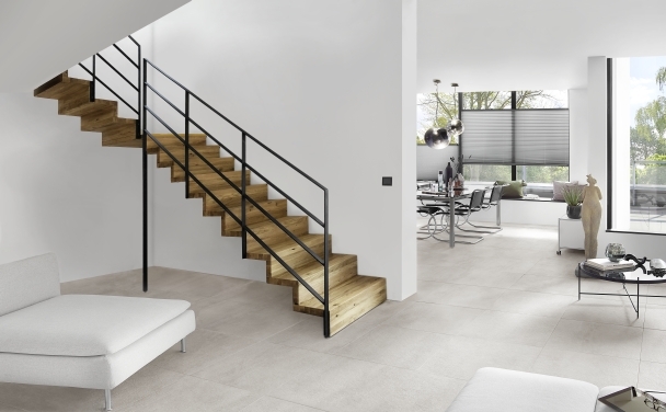 Faltwerktreppe mit Flachstahl