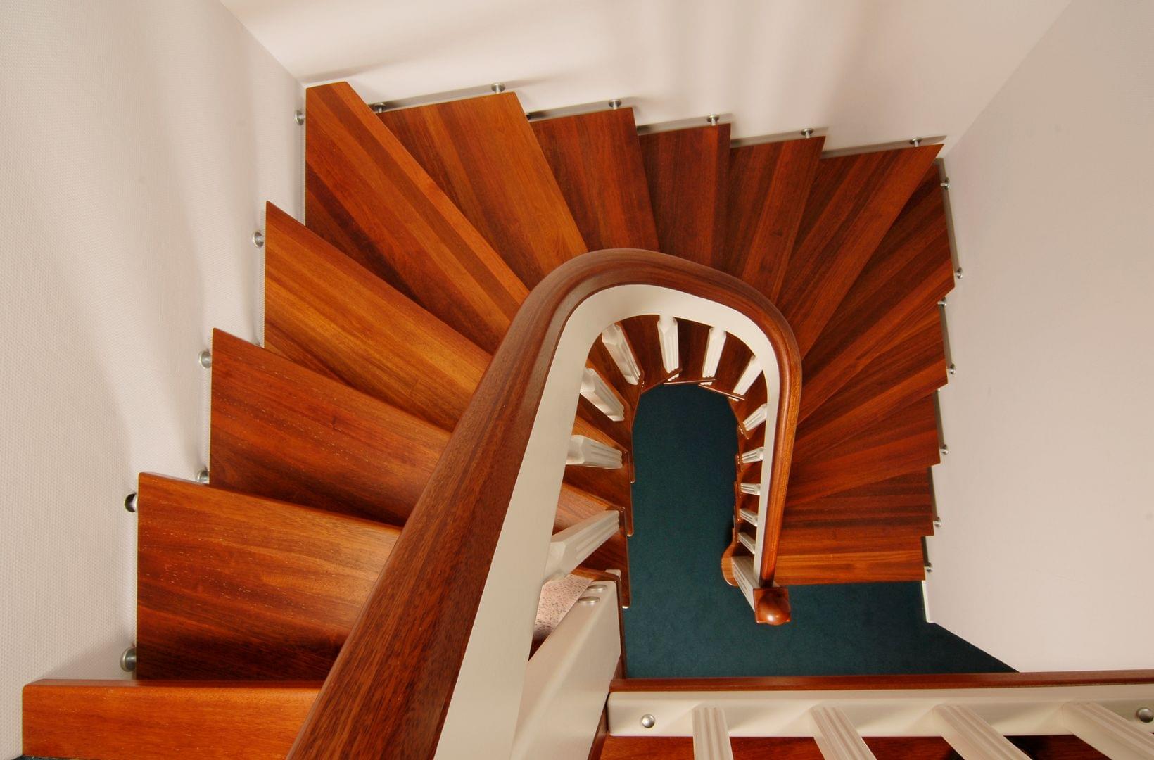 Treppe Villa im Landhausstil